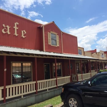 Cathy's Boardwalk Cafe - American Near Me - Salado, Texas Cathy's Boardwalk Cafe - American Near Me - Salado, Texas