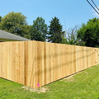 Draper Fence & Rail - a wooden fence in a backyard - Fences & Gates Near Me - Indianapolis, Indiana Draper Fence & Rail - a wooden fence in a backyard - Fences & Gates Near Me - Indianapolis, Indiana