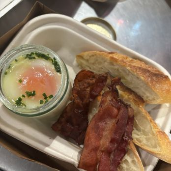 Eggslut - Breakfast & Brunch Near Me - Los Angeles, California Eggslut - Breakfast & Brunch Near Me - Los Angeles, California
