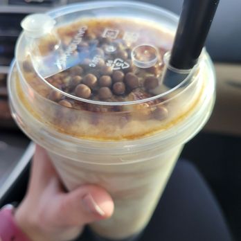 Cube Tea Studio - Creme brulee milk tea with boba and premium chocolate pearl on top - Bubble Tea Near Me - St. Louis, Missouri