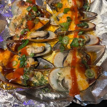 Hwaro 2 - Green Mussels - Korean Near Me - Las Vegas, Nevada