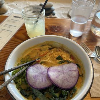 Yodelin - Yodelin soup and lemon/lime-ade - Seafood Near Me - Leavenworth, Washington