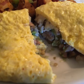 Egg Plantation - A look inside number 66 with added avocados and mushrooms. - Breakfast & Brunch Near Me - Newhall, California