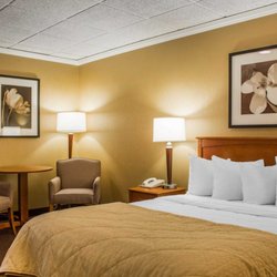 Quality Inn & Suites Riverfront