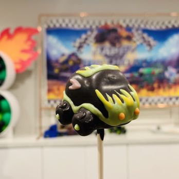The Sweet Dandelion - Graver Digger - Monster Jam truck cake pop - Desserts Near Me The Sweet Dandelion - Graver Digger - Monster Jam truck cake pop - Desserts Near Me