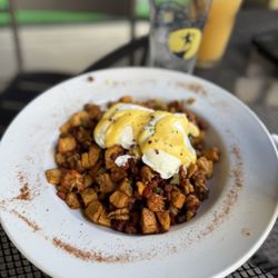 The Wicked Hop - A cajun Benedict (much bigger than appears in this photo!)