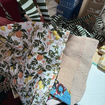 Make Lemonade Project - Community Service/Non-Profit Near Me