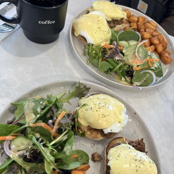 Sisters & Co - Breakfast & Brunch Near Me - Markham, Ontario