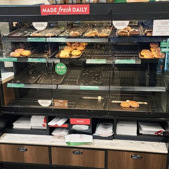 RaceTrac - Donuts - Gas Stations Near Me - Huntsville, Alabama