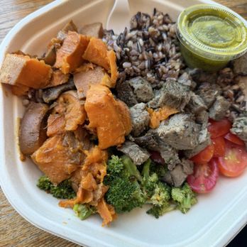 sweetgreen - Healthy Salads, Wraps, and Bowls - Caramelized Garlic Steak - Salad Near Me - Sunnyvale, California sweetgreen - Healthy Salads, Wraps, and Bowls - Caramelized Garlic Steak - Salad Near Me - Sunnyvale, California