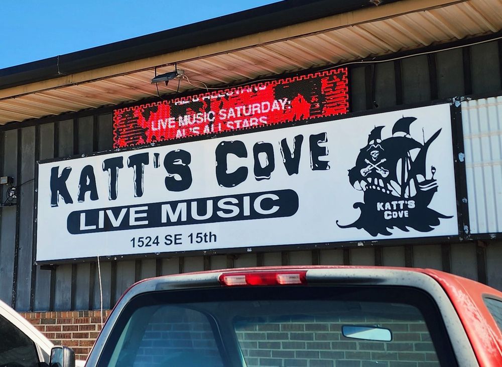 Katt's Cove Logo