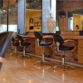 Voila Institute - Cosmetology Schools Near Me - Kitchener, Ontario Voila Institute - Cosmetology Schools Near Me - Kitchener, Ontario