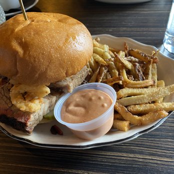 Handsome Devil Bistro - Smoked Brisket Sandwich, Fresh Cut Fries, Fry Sauce. - Bistros Near Me - Elora, Ontario Handsome Devil Bistro - Smoked Brisket Sandwich, Fresh Cut Fries, Fry Sauce. - Bistros Near Me - Elora, Ontario