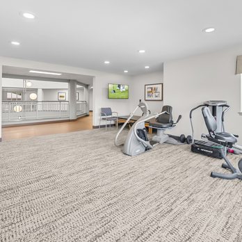 Holiday Lone Oak - Retirement Homes Near Me - Paducah, Kentucky