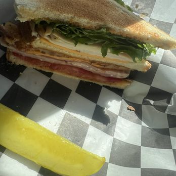 Browning's Country Ham - Dry Ridge Club with Country Ham - Delis Near Me - Dry Ridge, Kentucky