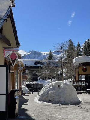 The Village At Mammoth by null