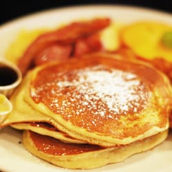 The Diner - Pancakes, Bacon, Oeufs brouillés...