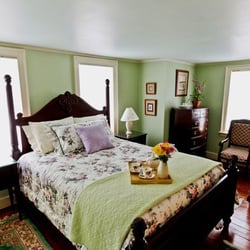 1750 Inn At Sandwich Center - Hallstead Room