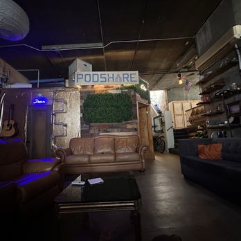 Podshare - Hostels Near Me - San Diego, California Podshare - Hostels Near Me - San Diego, California