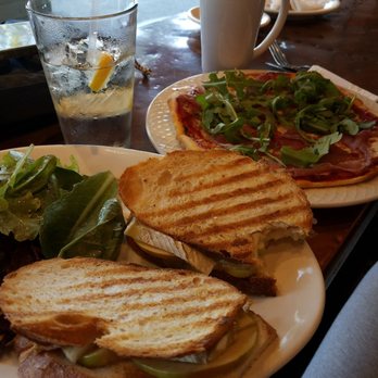 Caffe La Scala - Apple & Brie Tosca Pizza Mountain Chai Tea Lemon Water - Coffee & Tea Near Me - Walnut Creek, California Caffe La Scala - Apple & Brie Tosca Pizza Mountain Chai Tea Lemon Water - Coffee & Tea Near Me - Walnut Creek, California