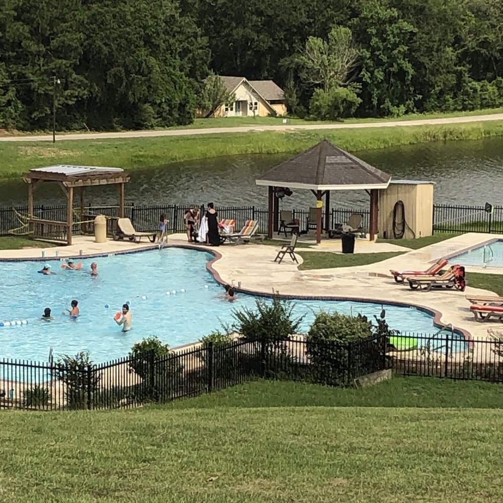 Hilltop Lakes - Hotels Near Me - Hilltop Lakes, Texas Hilltop Lakes - Hotels Near Me - Hilltop Lakes, Texas