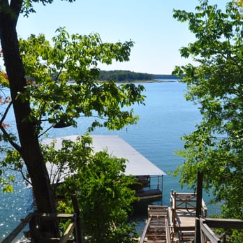 Three Oaks On the Lake Resort - Private deep water boat dock! - Hotels Near Me - Gamaliel, Arkansas Three Oaks On the Lake Resort - Private deep water boat dock! - Hotels Near Me - Gamaliel, Arkansas