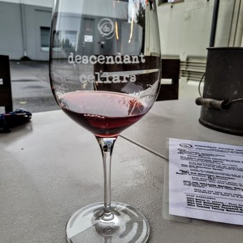 Descendant Cellars - Tasting - Wineries Near Me - Woodinville, Washington Descendant Cellars - Tasting - Wineries Near Me - Woodinville, Washington