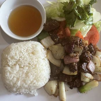 Streets Pho & Grill - Shaken beef filet mignon - Vietnamese Near Me - Santee, California