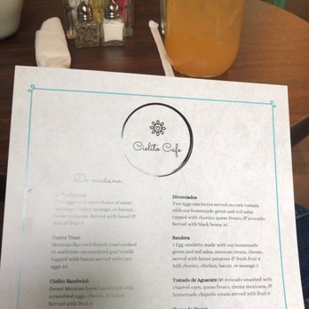 Cielito Cafe - Agua de Melón - Breakfast & Brunch Near Me - Houston, Texas