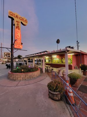 cha. cha. st CHA CHA'S RESTAURANT - CLOSED - Updated August 2025 - 20