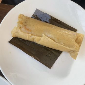 El Pulgarcito Restaurant - Tamal de pollo - Salvadoran Near Me - Bakersfield, California El Pulgarcito Restaurant - Tamal de pollo - Salvadoran Near Me - Bakersfield, California