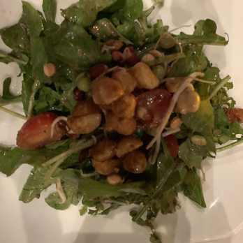 Hukilau Lanai - Arugula salad with candied macadamia nuts - Seafood Near Me - Kapaa, Hawaii Hukilau Lanai - Arugula salad with candied macadamia nuts - Seafood Near Me - Kapaa, Hawaii