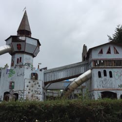 Robin-Hood-Spielplatz - Die große Robin-Hood Burg