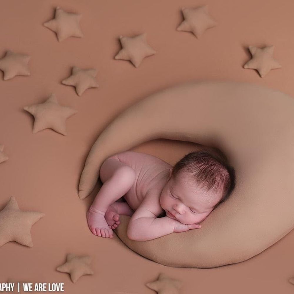 Square Eye Photography - Newborn photo shoot - Session Photography Near Me - Whittier, California Square Eye Photography - Newborn photo shoot - Session Photography Near Me - Whittier, California