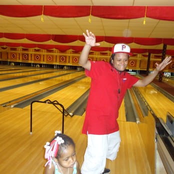 Arsenal Bowl - Sister and niece bowling - Bowling Near Me - Pittsburgh, Pennsylvania Arsenal Bowl - Sister and niece bowling - Bowling Near Me - Pittsburgh, Pennsylvania