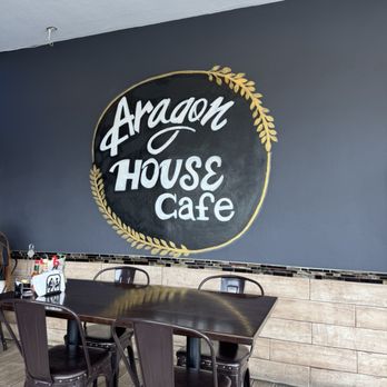 Aragon House Cafe - Dining Area - Breakfast & Brunch Near Me - Bellflower, California