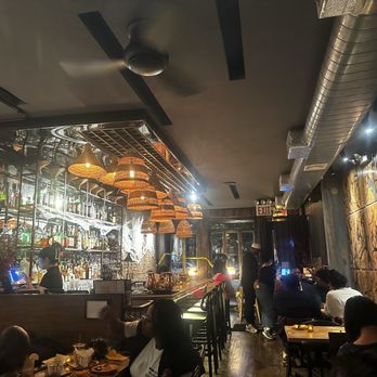 Born Thai - Thai Near Me - Brooklyn, New York