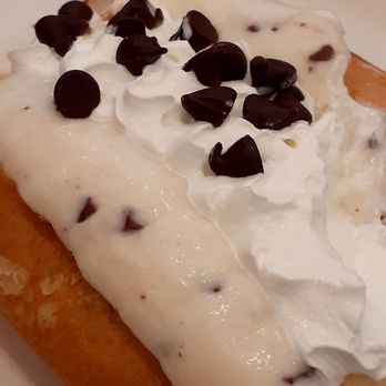 IHOP - Italia Cannoli Breakfast - Breakfast & Brunch Near Me - Medford, Oregon