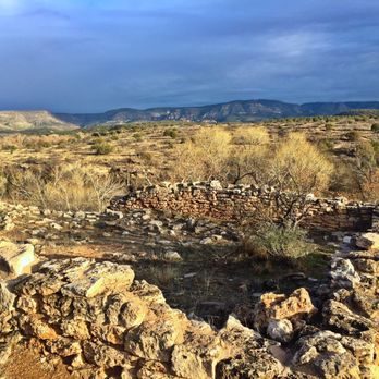 Montezuma Well - Landmarks & Historical Buildings Near Me - Rimrock, Arizona