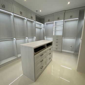Deluxury Closets - Cabinetry Near Me Deluxury Closets - Cabinetry Near Me