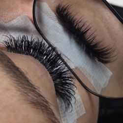Lovely Lashes