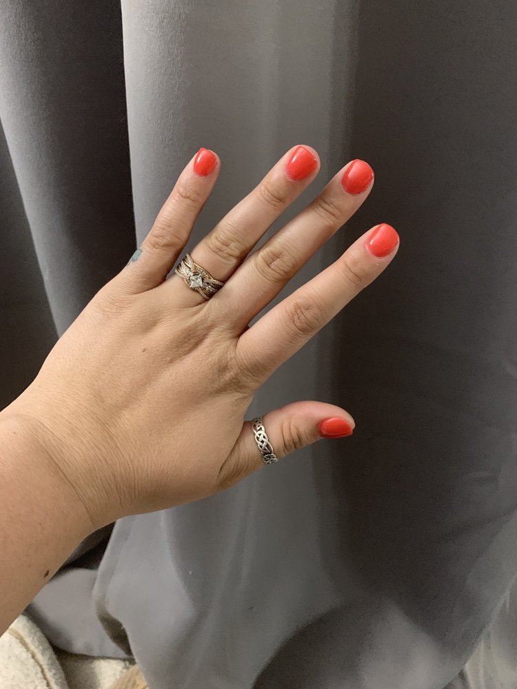 ISSE SALON Updated August 2024 137 Photos & 170 Reviews 880 NE 25th Ave, Hillsboro, Oregon