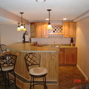 Eagle Home Improvement - a kitchen and dining area - General Contractors Near Me - East Alton, Illinois Eagle Home Improvement - a kitchen and dining area - General Contractors Near Me - East Alton, Illinois