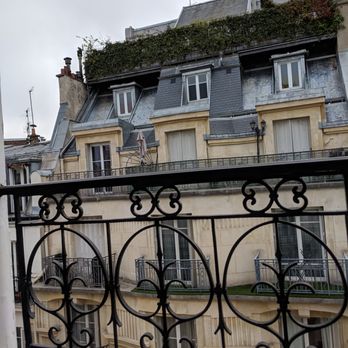 Hôtel Magda Champs Elysées - view from window - Hotels Near Me - Paris, 01
