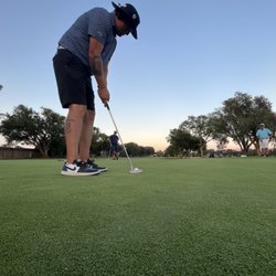 Colonial Park Golf Course - Putting