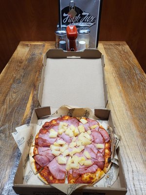High Five Pizza by null