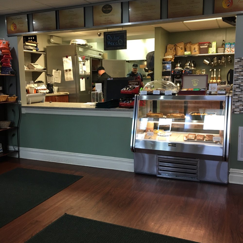 Cafe the Lodge - Counter and cashier for ordering - Cafes Near Me - Bethlehem, Pennsylvania