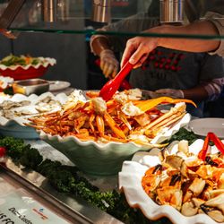 Umi Hot Pot Sushi & Seafood Buffet