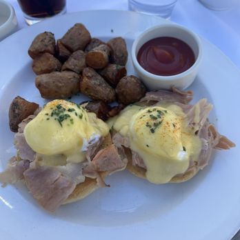 Las Brisas - Classic Benedict with Ham - Mexican Near Me - Laguna Beach, California