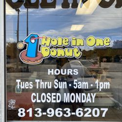 Hole In One Donut - Store hours